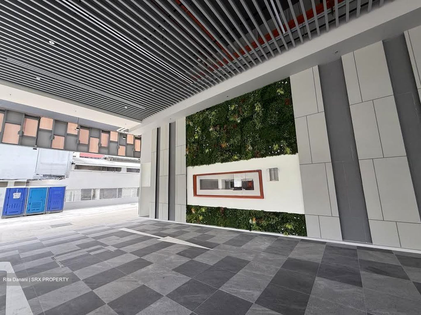 Space 18 (D12), Factory #568671411